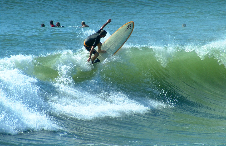 (24) Dscf0083 (misc bob hall surfers).jpg   (950x615)   294 Kb                                    Click to display next picture